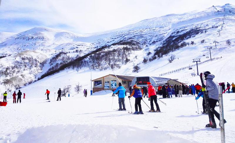 "ნომრის ფასი 100-დან 60 ლარამდე შევამცირეთ“ - როგორ ხვდებიან საახალწლო სეზონს ბაკურიანის საოჯახო სასტუმროები და რა დაგიჯდებათ ზამთრის საკურორტო ზონაში დასვენება