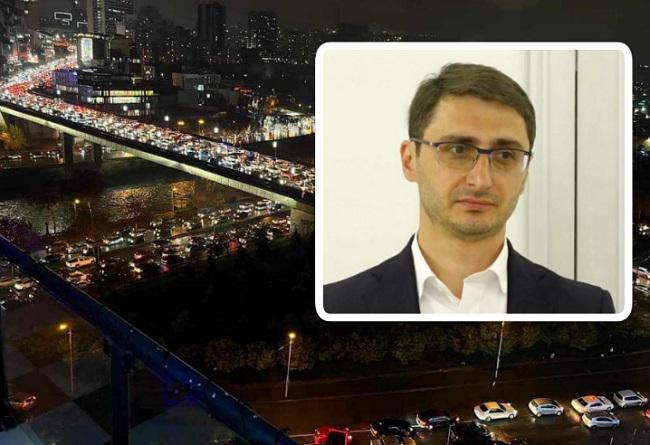 "ამან გამოიწვია საბურთალოს პარალიზება... ის ჯაჭვურად გადაეცემა ერთი ქუჩიდან მეორეს. არავის არაფერს არ ვაბრალებ" - რას წერს ვიქტორ წილოსანი დედაქალქში გუშინ შექმნილ საცობზე