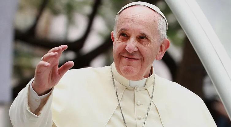 რომის პაპმა სასულიერო პირებს ერთნაირსქესიანი წყვილების დალოცვის ნება დართო