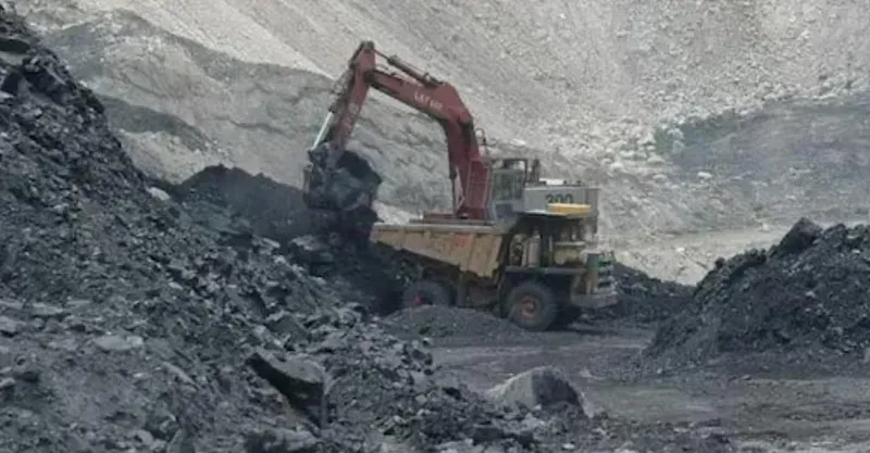 ჩინეთში ქვანახშირის მაღაროში მომხდარი უბედური შემთხვევის შედეგად 12 ადამიანი დაიღუპა