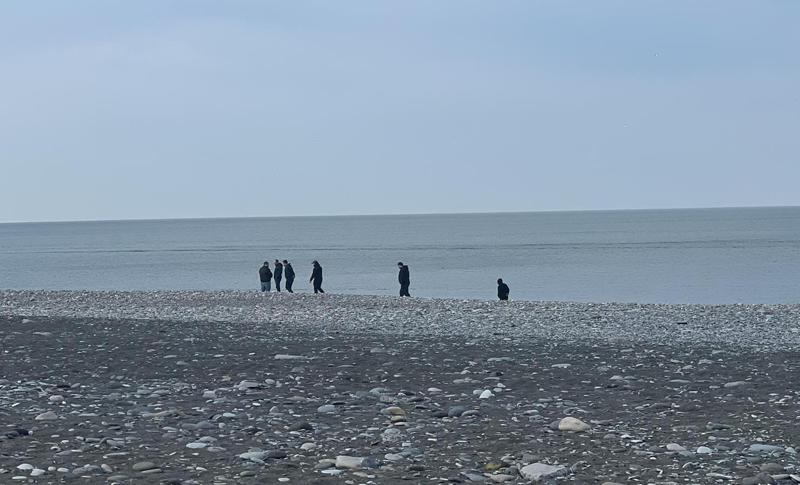 "ცხედარი გამვლელმა შეამჩნია, მამაკაცს ცივი იარაღით ცხრა ჭრილობა აქვს მიყენებული" - რა დეტალები ხდება ცნობილი ბათუმის მკვლელობაზე?