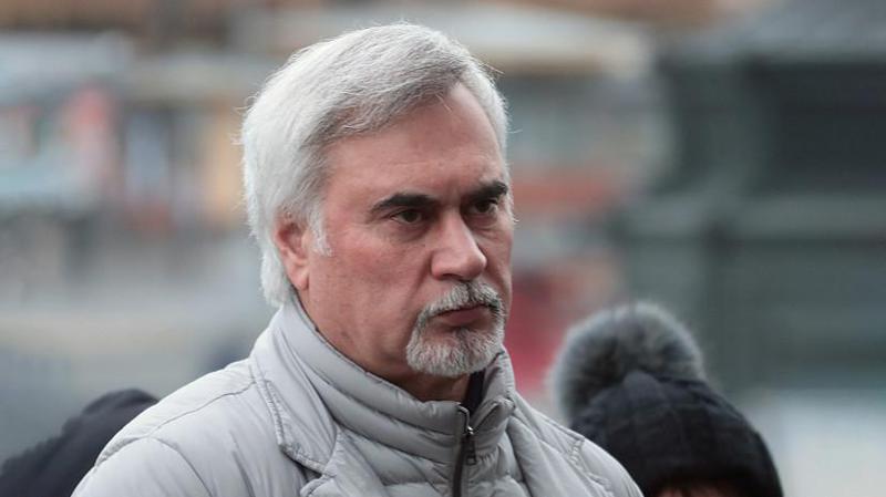 სკანდალი მელაძის გარშემო: მომღერალს უკრაინის არმიის დაფინანსებას ედავებიან და რუსეთში ქონების ჩამორთმევას უპირებენ - "ვალერი მელაძე უნდა დაისაჯოს"