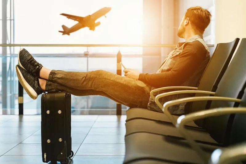 FlyHelp.ge მიიღე 600 ევრომდე კომპენსაცია დაგვიანებული ფრენისთვის