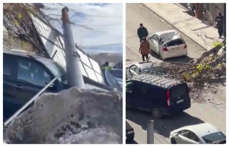 ვაგზლის მოედანზე სარეკლამო აბრა ქარმა მოგლიჯა და ავტომობილს დაეცა - რა კადრები ვრცელდება დედაქალაქის უბნებიდან?