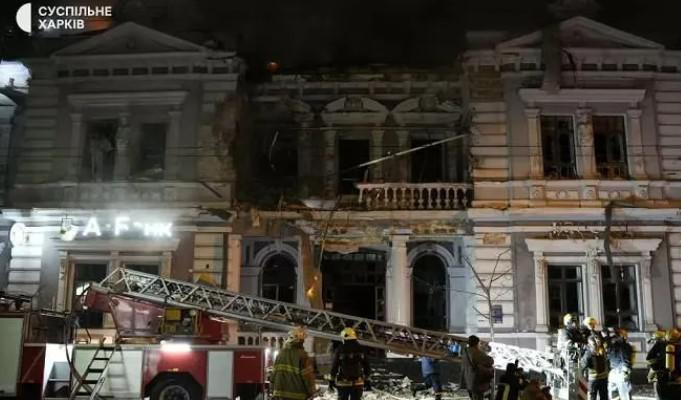 რუსებმა ხარკოვს Shahed-ის დრონებით დაარტყეს, ქალაქის ცენტრში ხანძარი გაჩნდა