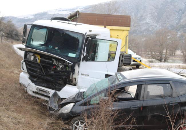 უმძიმესი ავარია ახალციხეში - დაღუპულია 32 წლის ქალი