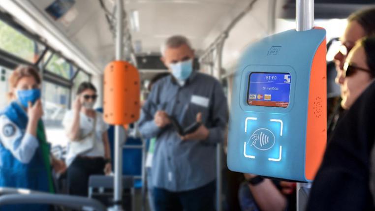 საგრძნობლად გაიზარდა ჯარიმებიდან ბიუჯეტში შესული თანხის მოცულობა - მხოლოდ უბილეთო მგზავრობისთვის, წინა წელთან შედარებით, 1,296 მლნ ლარით მეტი ჯარიმა გამოიწერა