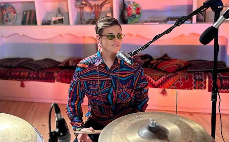 "თავიდან დაკვრა რომ დავიწყე, ბებიაჩემი გაგიჟდა, ანდრონიკაშვილია, თავადიშვილი და ცოტა დაფრთხა" - გაიცანით დრამერი გოგონა, საინტერესო შემოქმედებით