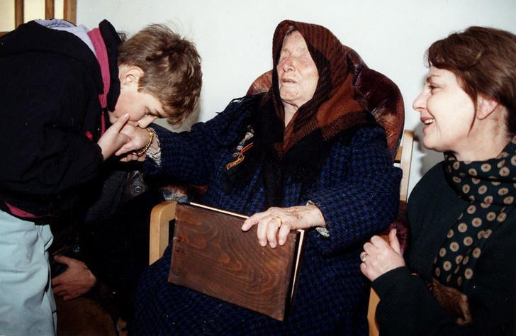 ბურუსით მოცული დაბრმავების ისტორია, უშვილობა და ტრაგიკული პირადი ცხოვრება - რეალურად, ჰქონდა თუ არა ვანგას წინასწარმეტყველების უნარი?