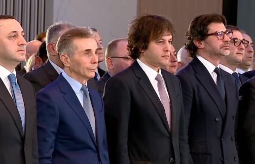 "გინახავთ სადმე გადამდგარი პრემიერი პარტიის თავმჯდომარედ რჩებოდეს? მე ასეთი რამ ნორმალურ ქვეყნებში არ გამიგია" - პოლიტოლოგი "ქართული ოცნების" ყრილობაზე