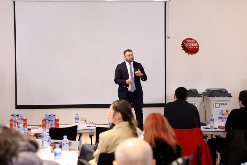 საარჩევნო ელექტრონული აპარატების დემონსტრირება ბიზნეს სექტორის წარმომადგენლებთან დაიწყო