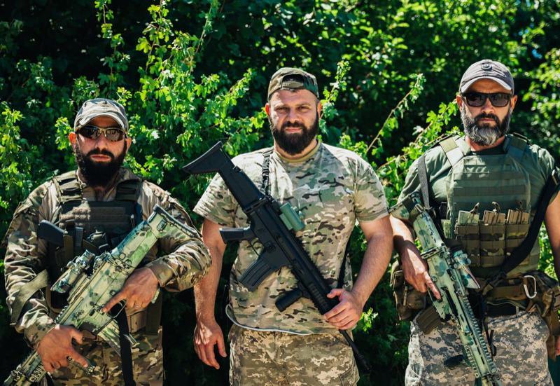 "გოჩას და ზურას გამო შურს აუცილებლად ვიძიებთ!" - რას ჰყვება მამუკა მამულაშვილი რუსების მიერ მოკლულ ქართველ მებრძოლებსა და ფრონტზე არსებულ რთულ ვითარებაზე