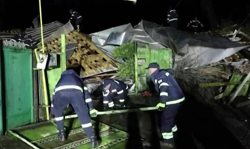 ადგილობრივების ინფორმაციით, ბაღდათში მაშველებმა ახალგაზრდა გოგოს და კიდევ ორი ქალის ცხედარი იპოვეს - "როგორც ვიცით, დედა-შვილი არიან..."