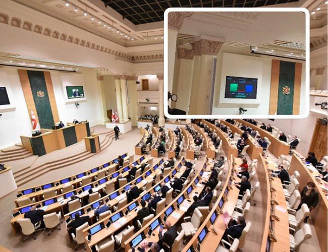 84 ხმით 10-ის წინააღმდეგ - პარლამენტმა მთავრობის განახლებული შემადგენლობა დაამტკიცა: ირაკლი კობახიძე საქართველოს პრემიერ-მინისტრია