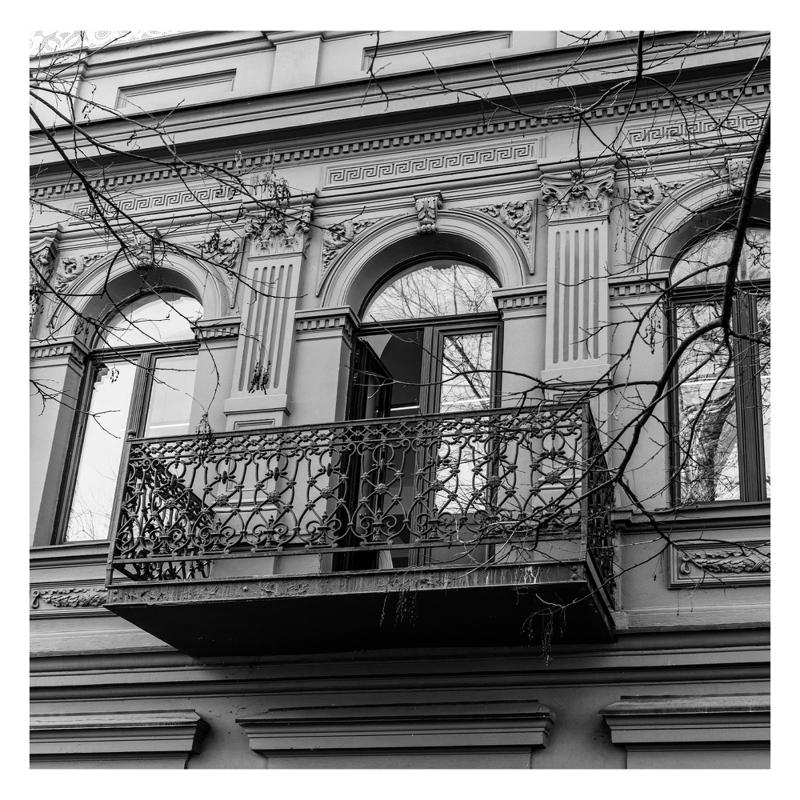 რეგიონში პირველი დიზაინის ინსტიტუტი თბილისში იხსნება!