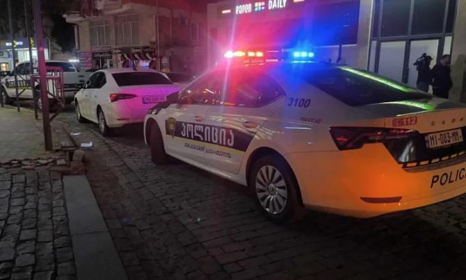 ქუთაისში მამაკაცი დაჭრეს - რა ხდება ცნობილი მომხდარზე