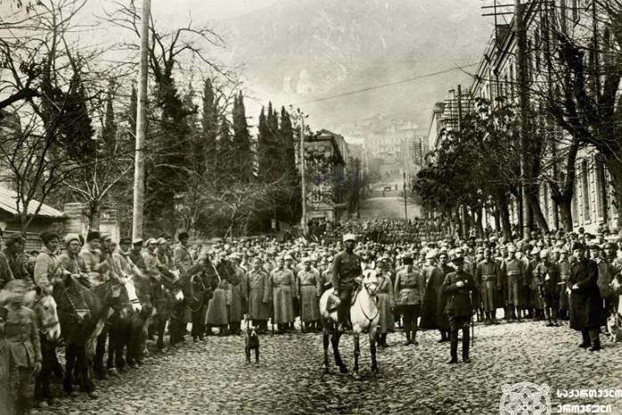 "აღგვაფრთოვანებს ქართველი ხალხის თავისუფლებისა და დამოუკიდებლობის სიყვარული - შეერთებული შტატები თქვენ გვერდითაა" - აშშ-ის საელჩო