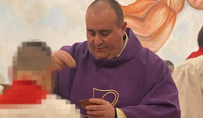 სასულიერო პირისა და მაფიის დაპირისპირება - რა მოხდა იტალიაში, სადაც სავარაუდოდ, პადრეს მოწამვლა სცადეს: "უცებ უცნაური სუნი ვიგრძენი და..."