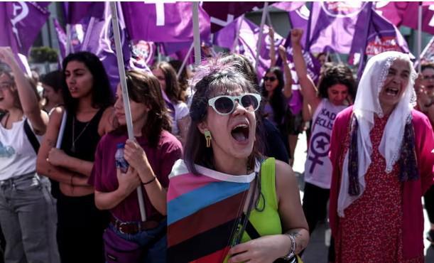 თურქეთში, მხოლოდ ერთ დღეში, ქმრებმა, ან ყოფილმა ქმრებმა 7 ქალი მოკლეს