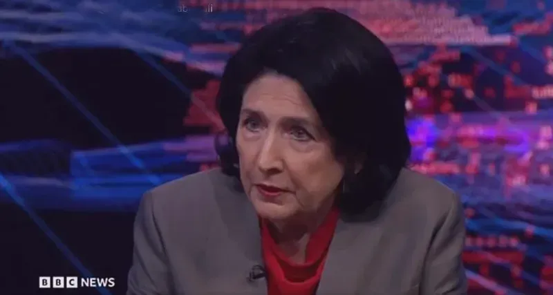 "აფხაზეთში რუსული პორტის აშენებას არ უნდა დაველოდოთ, რეაგირება ახლავე უნდა გვქონდეს"- სალომე ზურაბიშვილი