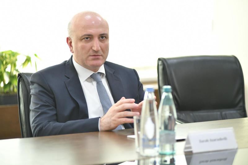 "თავად მიიღო ეს გადაწყვეტილება" - ვინ შეასრულებს ჯანდაცვის მინისტრის მოვალეობას და რა ქონებით ტოვებს აზარაშვილი თანამდებობას?