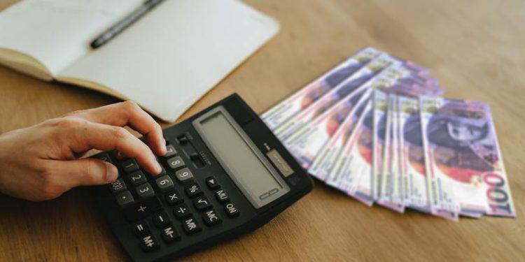 ცვლილება მიღებულია - ვის და რამდენით გაეზრდება ხელფასი?