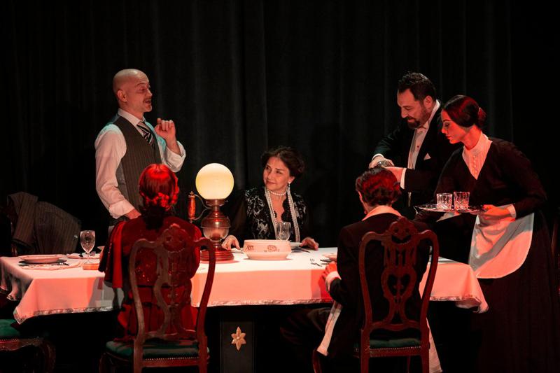 სოხუმის თეატრის მიმდინარე რეპერტუარი - რა ჟანრის სპექტაკლებს იხილავს მაყურებელი