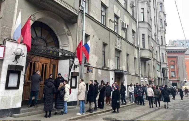 "შუადღე პუტინის წინააღმდეგ“  - მოსკოვში აქცია მიმდინარეობს
