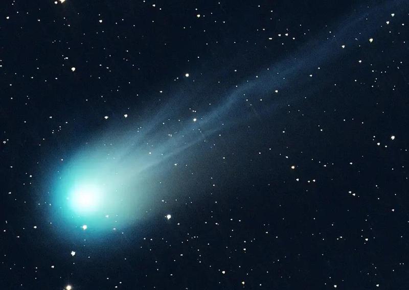 "ეშმაკის კომეტა" დედამიწას უახლოვდება - რას ამბობენ მეცნიერები: "მას ადამიანი 70 წელიწადში ერთხელ ხედავს..."