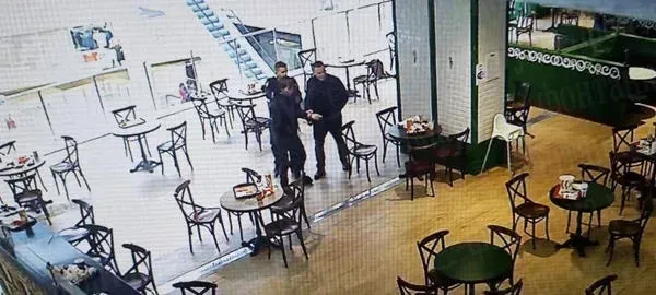 პეტერბურგში სავაჭრო ცენტრიდან მოქალაქეთა  ევაკუაცია მოხდა