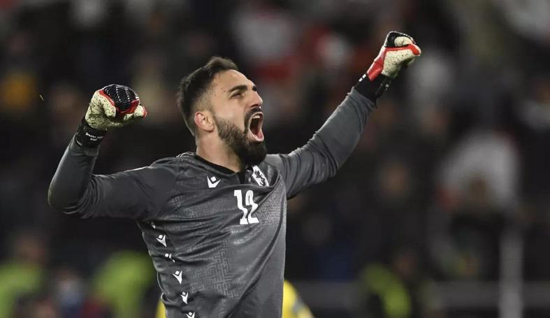 "ეროვნული გმირი" და "გამარჯვების მთავარი არქიტექტორი" - რას წერენ ესპანელები ქართველ მეკარეზე და როგორია მამარდაშვილის წარმატების ფორმულა?