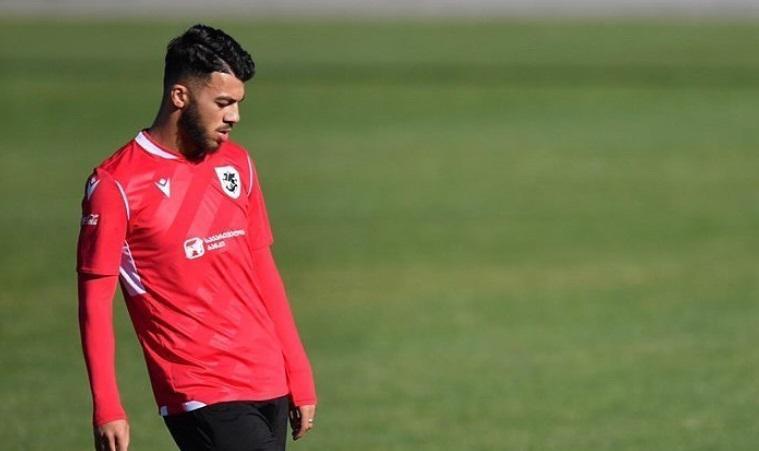 "არავის ახსოვს ის პენალტი... გვიყვარხარ და გელოდებით ევროპაზე" - როგორ ამხნევებს გიორგი მიქაუტაძეს გულშემატკივარი და როგორია ლიონში დაბადებული ბიჭის გზა სამშობლოსკენ