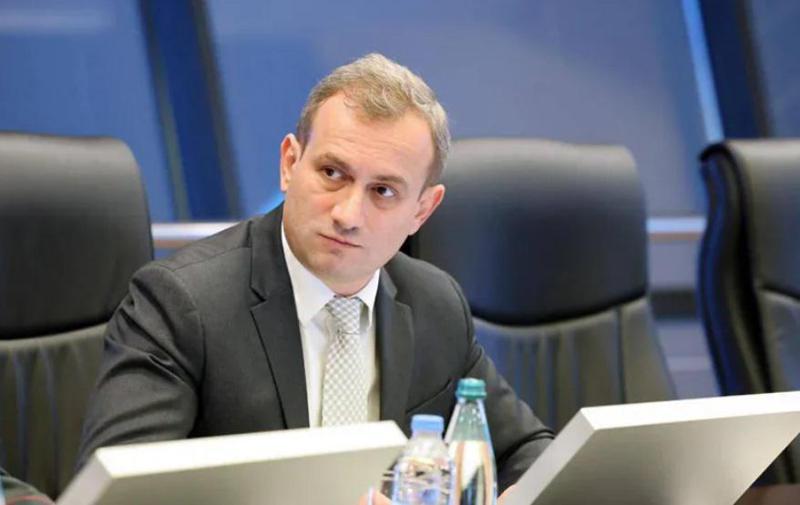 პრემიერ-მინისტრმა დაზვერვის სამსახურის უფროსი თანამდებობიდან გაათავისუფლა