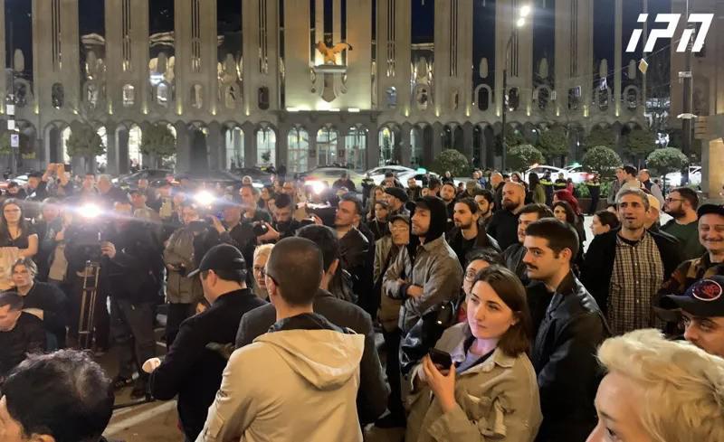 სამოქალაქო აქტივისტები მოქალაქეებს პროტესტისკენ მოუწოდებენ