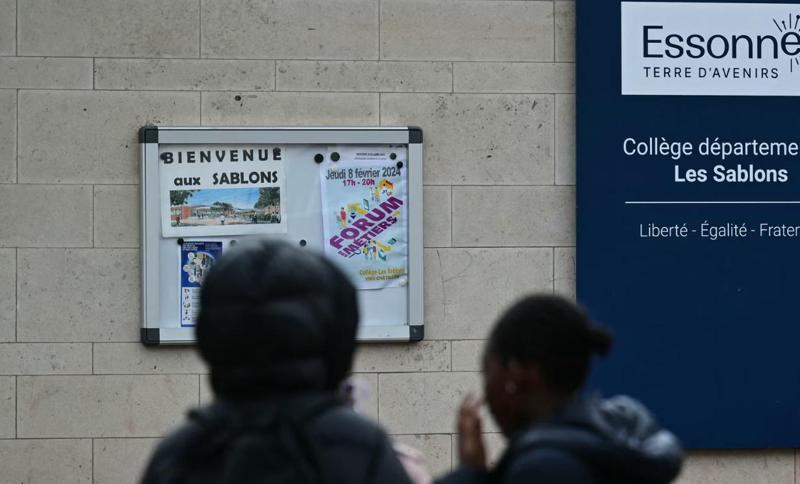 გახშირებული თავდასხმები სკოლის მოსწავლეებზე, ასევე სასწავლო დაწესებულებებს მუქარის ათობით შეტყობინება გაეგზავნა - რა ხდება საფრანგეთში?