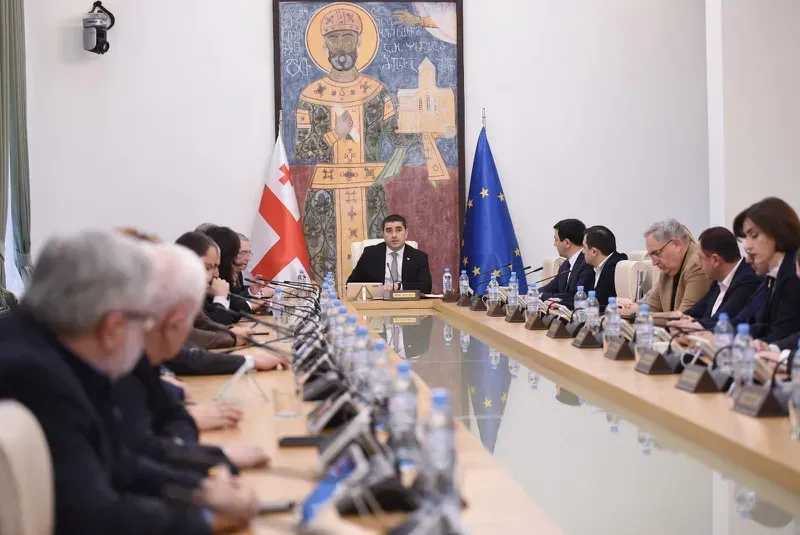"უცხოური გავლენის გამჭვირვალობის შესახებ" კანონპროექტი პარლამენტის ბიუროს დღეს წარედგინება