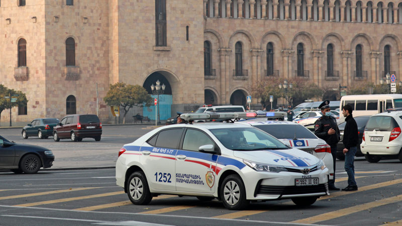 "რუსულმა სამხედრო პოლიციამ სომხეთის ტერიტორიიდან "გაიტაცა" რუსეთის მოქალაქე, რომელმაც უკრაინაში ომზე უარი თქვა" - რას წერს მედია