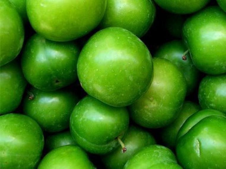 1 კგ ალუჩა 250 ლარი - რა ღირს იმპორტირებული თუთა და საზამთრო