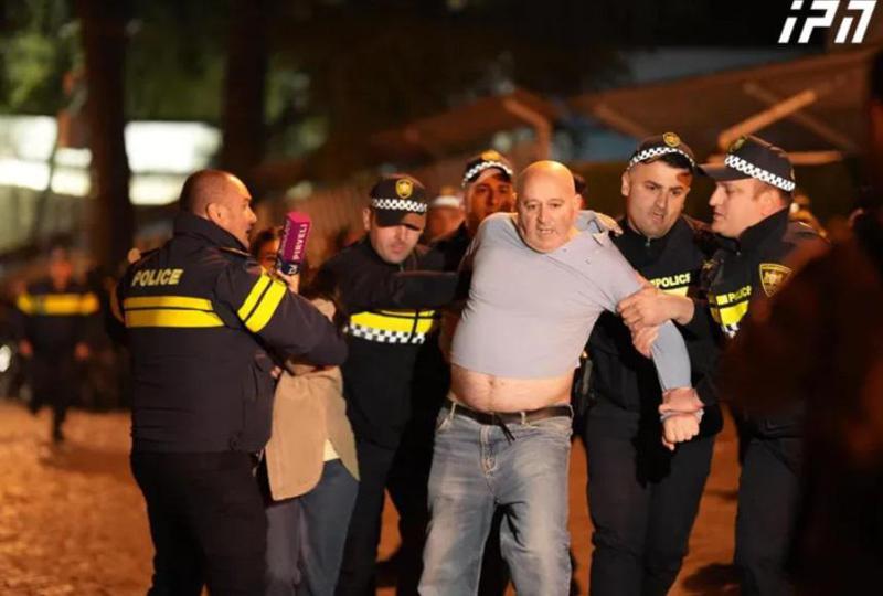 რა განცხადებას ავრცელებს შსს გუშინდელ აქციაზე დაკავებულთა შესახებ?