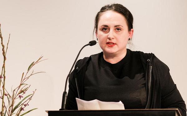 "ალა ლუსულ კანონს” გადაგექცევათ: "ალა ქართულ ოცნებას!” - რას წერს თბილისში მიმდინარე მოვლენებზე  ნინო ხარატიშვილი