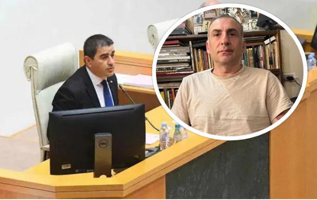 "მე პარლამენტის თავმჯდომარე ვარ და არა მოსამართლე" - პაპუაშვილი ალეკო ელისაშვილის ცემაზე