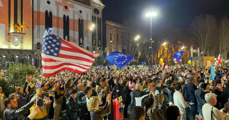 "საშინელებაა იმის ყურება, როგორ თავხედურად ესხმის თავს ხალხის ნებას, აშშ-სა და ევროკავშირთან ურთიერთობებს საქართველოს მთავრობა" - ჰელსინკის კომისია