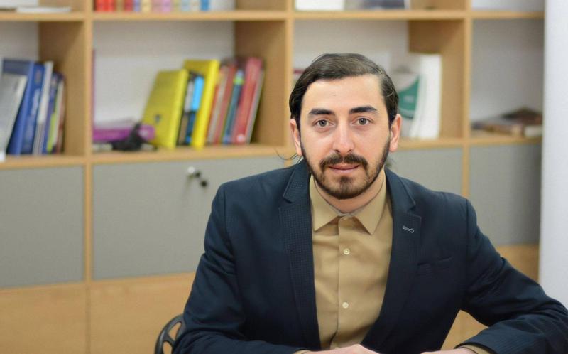 "ვარ საჯარო მოხელე და ეს სტატუსი არასდროს ყოფილა შემაკავებელი ფაქტორი, დავრჩენილიყავი ხალხის ერთგული... ვმდგარვარ და ვიდგები აქციებზეც" - გიორგი ტყებუჩავა