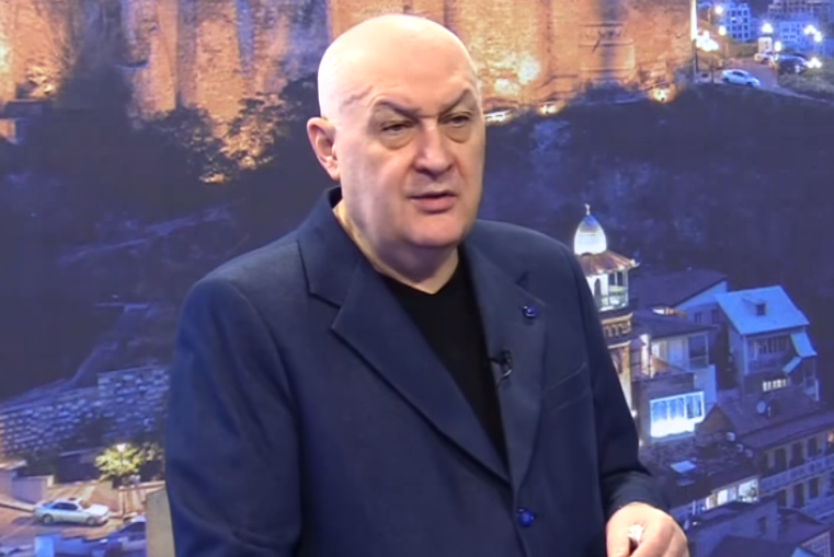 ე.წ. აგენტების კანონს დავით თარხან-მოურავიც აკრიტიკებს - "20-25 ათასი ახალგაზრდა რომ გამოდის და გეუბნება, გაიწვიე ეს კანონი, გაიწვიე, რა სიჯიუტეა ეს"