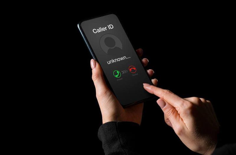 "დავალების მიმცემთა მოკლე ჭკუით და ბრიყვი მოსაზრებით, ეს დაშინებას ემსახურება" - სატელეფონო მუქარა და კოლექტიური ლანძღვა-გინება: ვინ დგას ამის უკან და რას გვირჩევს უსაფრთხოების ექსპერტი?