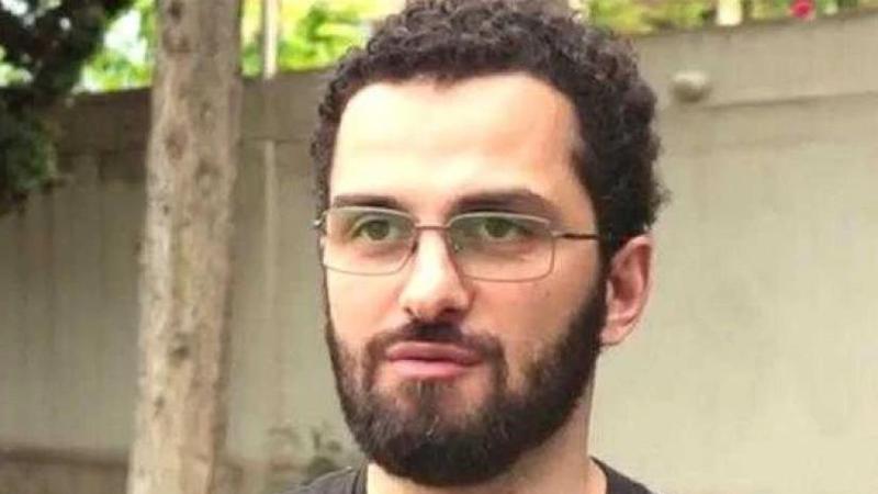 "უჩა აბაშიძე დაკავებას მის ბოლოდროინდელ აქტიურობას უკავშირებს... ამოღებული იარაღი კანონიერად აქვს დარეგისტრირებული, დანარჩენი არის გასართობი თოფი" - ადვოკატი