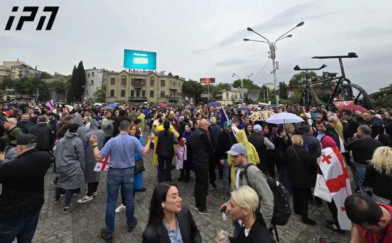 რამდენიმე ლოკაციიდან მსვლელობით მიემართებიან ევროპის მოედანზე - გადაკეტილია გზის გარკვეული მონაკვეთები