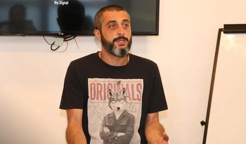 "თანამშრომლობას ვწყვეტ..." - კავკასიის უნივერსიტეტს დავით ქაშიაშვილიც ტოვებს