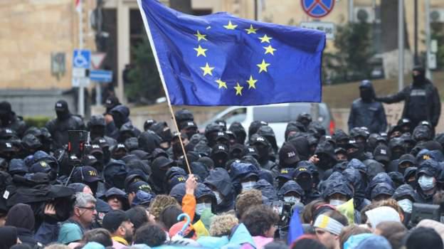 "საქართველო რეგიონში ყველაზე პროდასავლური ქვეყანაა..." - თბილისი მსოფლიო მედიის ობიექტივშია: რას წერენ წამყვანი გამოცემები?