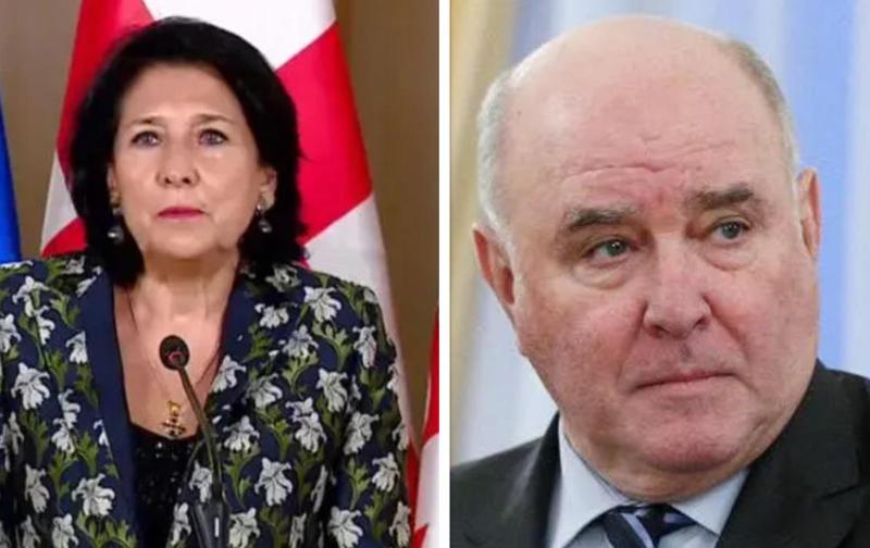 "გამორჩეული ქალი, ზურაბიშვილი, როგორც ჩანს, თავდაუზოგავად ეძებს საკუთარ ქვეყანაში არასტაბილურობას“ - რას აცხადებს კარასინი ზურაბიშვილის მიერ კანონპროექტზე ვეტოს დადებაზე